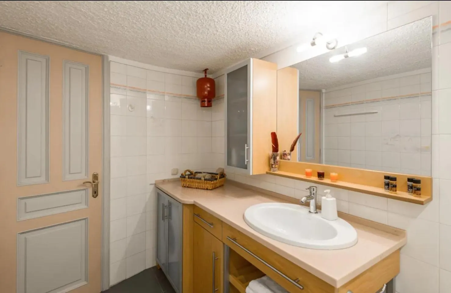 Eliosky Apartment In Ano Poli, Thessaloniki #Feelslikehome