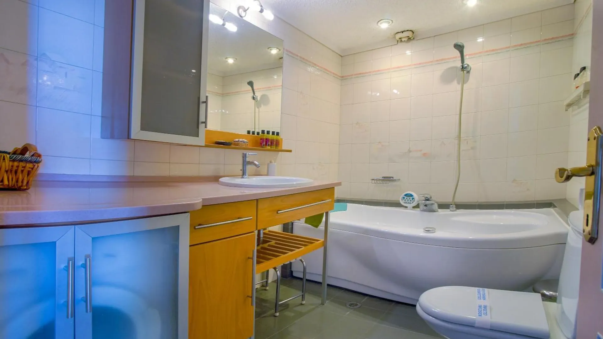 Eliosky Apartment In Ano Poli, Thessaloniki #Feelslikehome